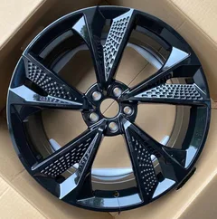 01005 alloy wheel