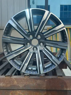10807 alloy wheel