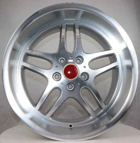 141 alloy wheel rim – Silver Machined Face