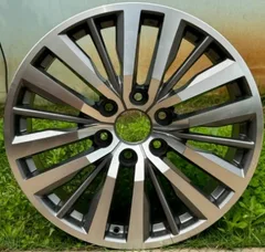 2027 alloy wheel