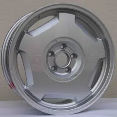 261 alloy wheel