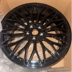 2B557 alloy wheel