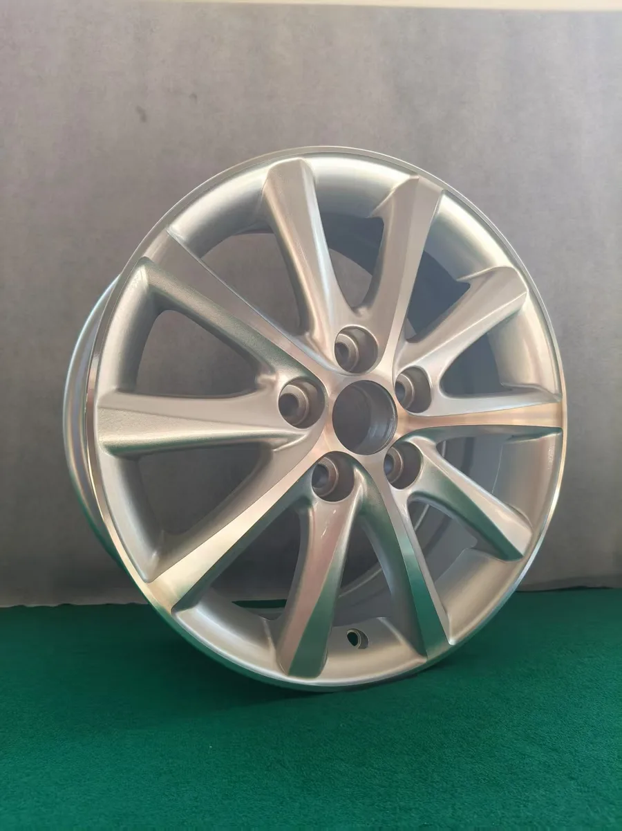 6018 alloy wheel rim – Silver Machined Face