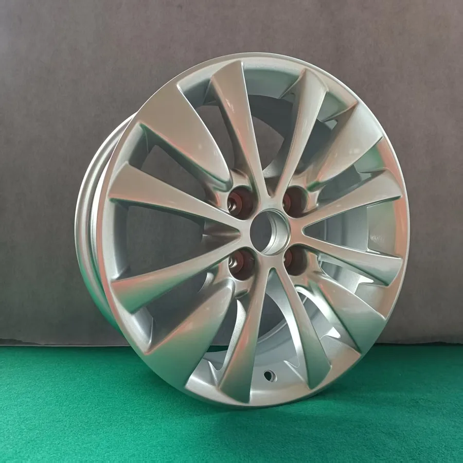 6084 alloy wheel rim – Silver (Full Paint)