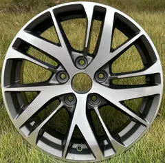 6136 alloy wheel