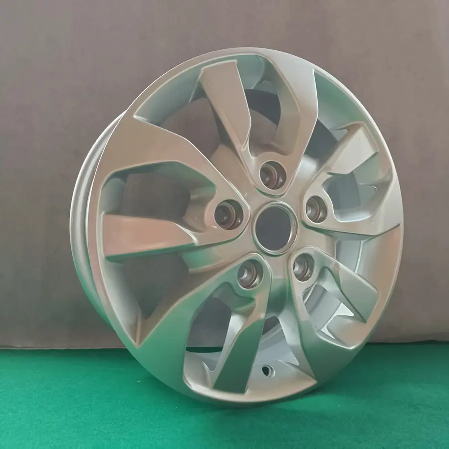 6180 alloy wheel rim – Silver (Full Paint)
