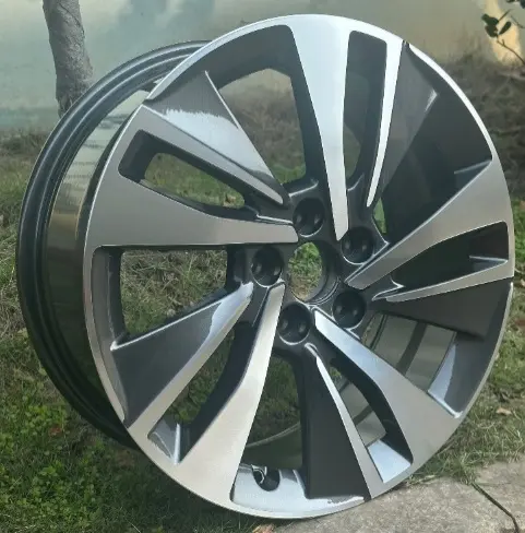 7066 alloy wheel rim – Gunmetal Machined Face