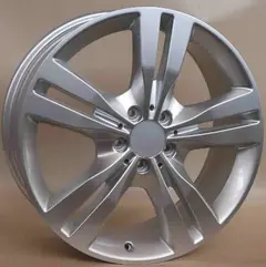 9004 alloy wheel