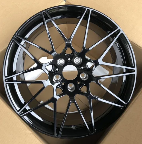 BF057 alloy wheel rim – Gunmetal Machined Face