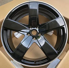 FG602 alloy wheel rim – Gloss Black Machined Lip