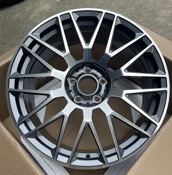 HJ0052 alloy wheel rim – Gunmetal Machined Face