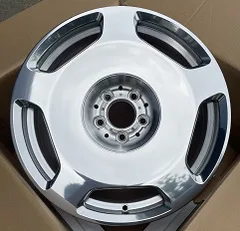 LH033 alloy wheel