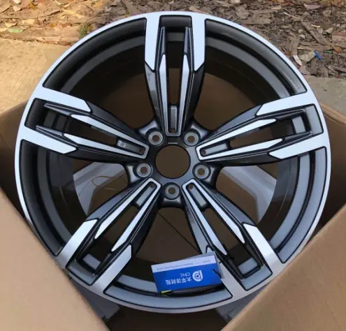 MF6017 alloy wheel rim – Gunmetal Machined Face