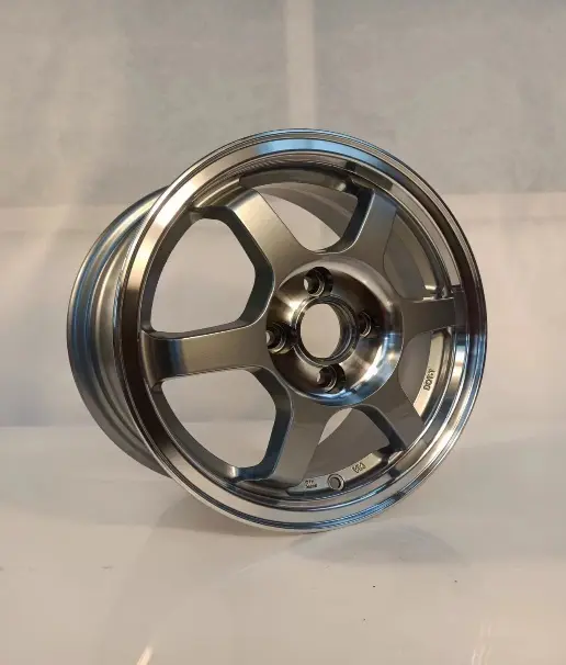 RHD1011 alloy wheel rim – Gunmetal Machined Lip and Centre Bowl