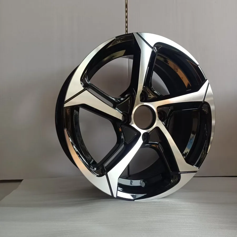 RHD1025 alloy wheel rim – Gloss Black Machined Face