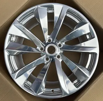 WD0063 alloy wheel rim – Polished + Brushed Rim