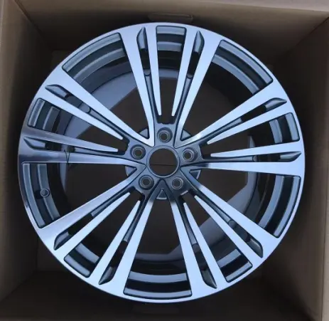 WD0068 alloy wheel rim – Gunmetal Machined Face