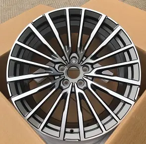 WD0139 alloy wheel rim – Gunmetal Machined Face
