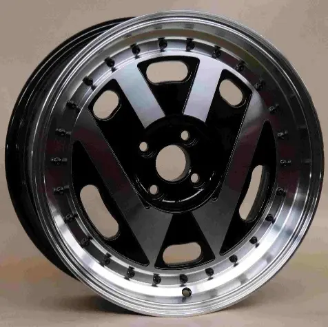WD022 alloy wheel rim – Gloss Black Machined Face + Black Rivets