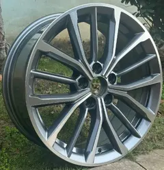 WD270 alloy wheel