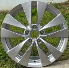 WD281 alloy wheel