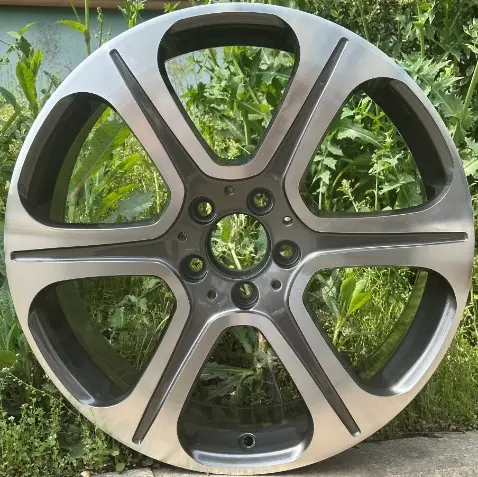 WD288 alloy wheel rim – Gunmetal Machined Face