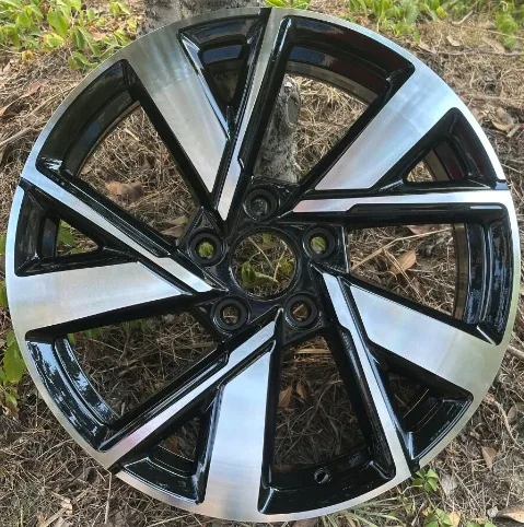 WD328 alloy wheel rim – Gloss Black Machined Face