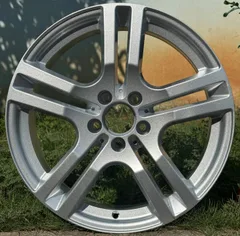 WD440 alloy wheel