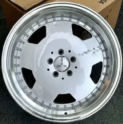 WD455 alloy wheel