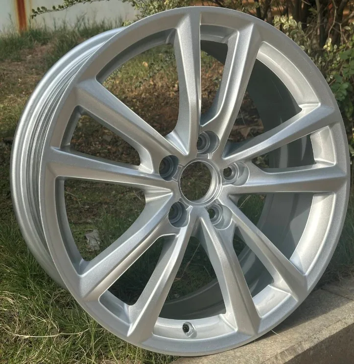 WD502 alloy wheel rim – Silver (Full Paint)