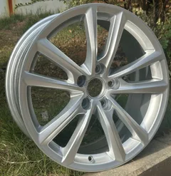 WD502 alloy wheel