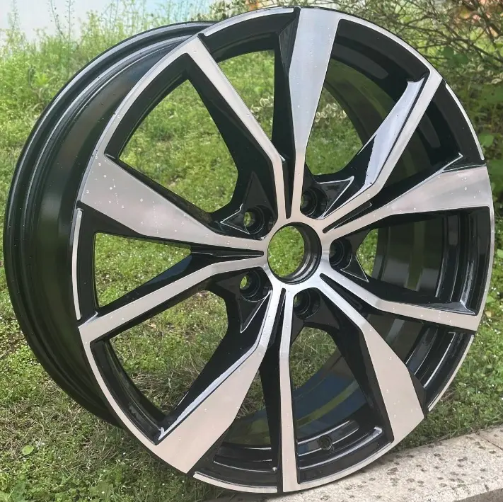 WD547 alloy wheel rim – Gloss Black Machined Face